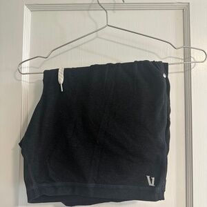 Vuori Mens Shorts Large